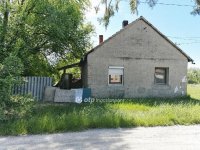Eladó családi ház, Cegléden 28 M Ft, 2 szobás