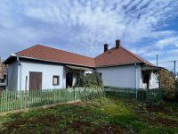 Eladó családi ház