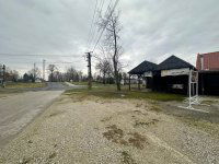 Eladó üzlethelyiség