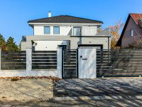 Eladó családi ház, Nagykovácsiban 279 M Ft, 5 szobás