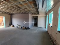 Eladó ikerház, Szigetszentmártonban 78 M Ft, 4 szobás