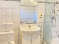 Kiadó családi ház, albérlet, Dunakeszin 450 E Ft / hó, 4 szobás