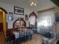 Eladó családi ház, Pannonhalmán 65 M Ft, 4 szobás