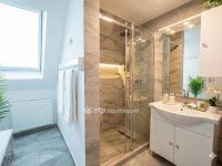 Eladó téglalakás, Nyíregyházán 72.99 M Ft, 5 szobás