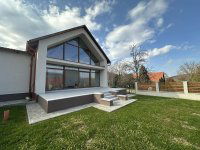 Eladó családi ház, Orfűn 134.9 M Ft, 3 szobás