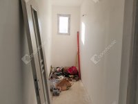 Eladó családi ház, Komáromban 65 M Ft, 4 szobás