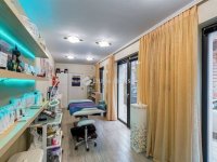 Eladó üzlethelyiség, VI. kerületben 37.719 M Ft