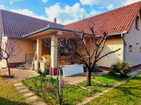 Eladó családi ház, Érden 142.9 M Ft, 5 szobás