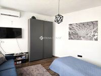 Eladó téglalakás, Pécsett 84.9 M Ft, 3 szobás