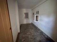 Eladó családi ház, Tetétlenen 8.9 M Ft, 2+1 szobás