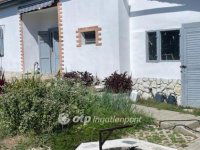 Eladó családi ház, Gávavencsellőn 24.9 M Ft, 2+1 szobás