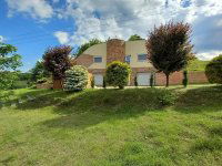 Eladó családi ház, Lábatlanon, Damjanich utcában 125 M Ft