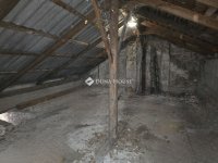 Eladó családi ház, Veszprémben 64.9 M Ft, 1 szobás