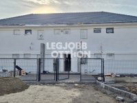 Eladó téglalakás, Cegléden 59 M Ft, 1+3 szobás