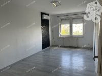 Eladó panellakás, Dunaföldváron 24.9 M Ft, 2 szobás