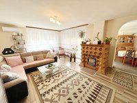 Eladó családi ház, Debrecenben 139 M Ft, 6 szobás