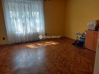 Eladó téglalakás, Pétfürdőn 58 M Ft, 4 szobás