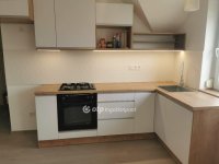 Kiadó téglalakás, albérlet, Győrött 160 E Ft / hó, 1 szobás