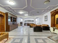 Eladó családi ház, Dunakeszin 450 M Ft, 6+3 szobás