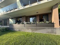 Eladó téglalakás, Pécsett 175 M Ft, 4 szobás