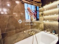 Eladó téglalakás, I. kerületben 239.9 M Ft, 3 szobás