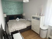 Eladó panellakás, Kecskeméten 49.8 M Ft, 3 szobás