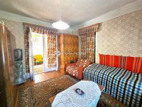 Eladó családi ház, Zsámbokon 38 M Ft, 3 szobás