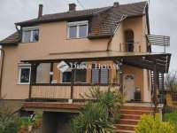 Eladó családi ház, Kistarcsán, Móra Ferenc utcában 169.9 M Ft