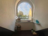 Eladó üzlethelyiség