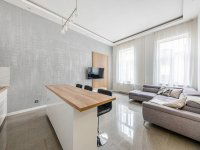 Kiadó téglalakás, albérlet, V. kerületben 600 E Ft / hó