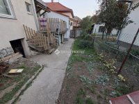 Eladó téglalakás, Pécsett 46.5 M Ft, 4 szobás