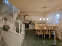 Eladó családi ház, Dunaharasztin 111.9 M Ft, 5 szobás