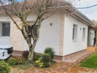 Eladó családi ház, Dunaharasztin 210 M Ft, 7 szobás