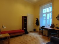 Eladó téglalakás, V. kerületben 196 M Ft, 3 szobás