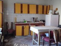 Eladó családi ház, Kispiriten 15.9 M Ft, 4 szobás