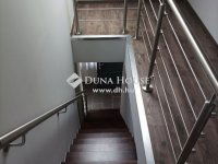 Eladó téglalakás, Pécsett 64.9 M Ft, 2 szobás