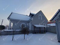 Eladó családi ház