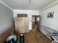 Eladó családi ház, Pécsett 62.5 M Ft, 8 szobás