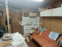 Eladó nyaraló, Vértesszőlősön 12.9 M Ft, 2 szobás