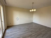 Eladó panellakás, Ajkán 40.9 M Ft, 2 szobás