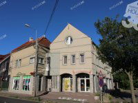 Eladó üzlethelyiség