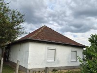 Eladó családi ház, Tiszacsegén 26.5 M Ft, 2+2 szobás