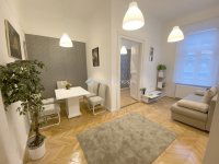 Eladó téglalakás, VII. kerületben 89.9 M Ft, 4 szobás