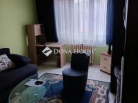 Eladó panellakás, Szegeden 48 M Ft, 2 szobás