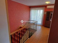 Eladó családi ház, Budajenőn 198 M Ft, 5 szobás