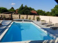 Eladó családi ház