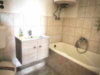 Kiadó téglalakás, albérlet, Táton 155 E Ft / hó, 2 szobás