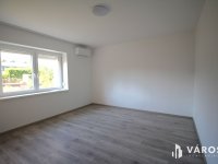 Eladó téglalakás, Sárváron 29 M Ft, 1 szobás