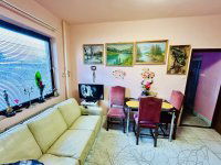 Eladó családi ház, Koroncón 67.99 M Ft, 4 szobás