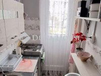 Eladó panellakás, Pécsett 39.49 M Ft, 2 szobás